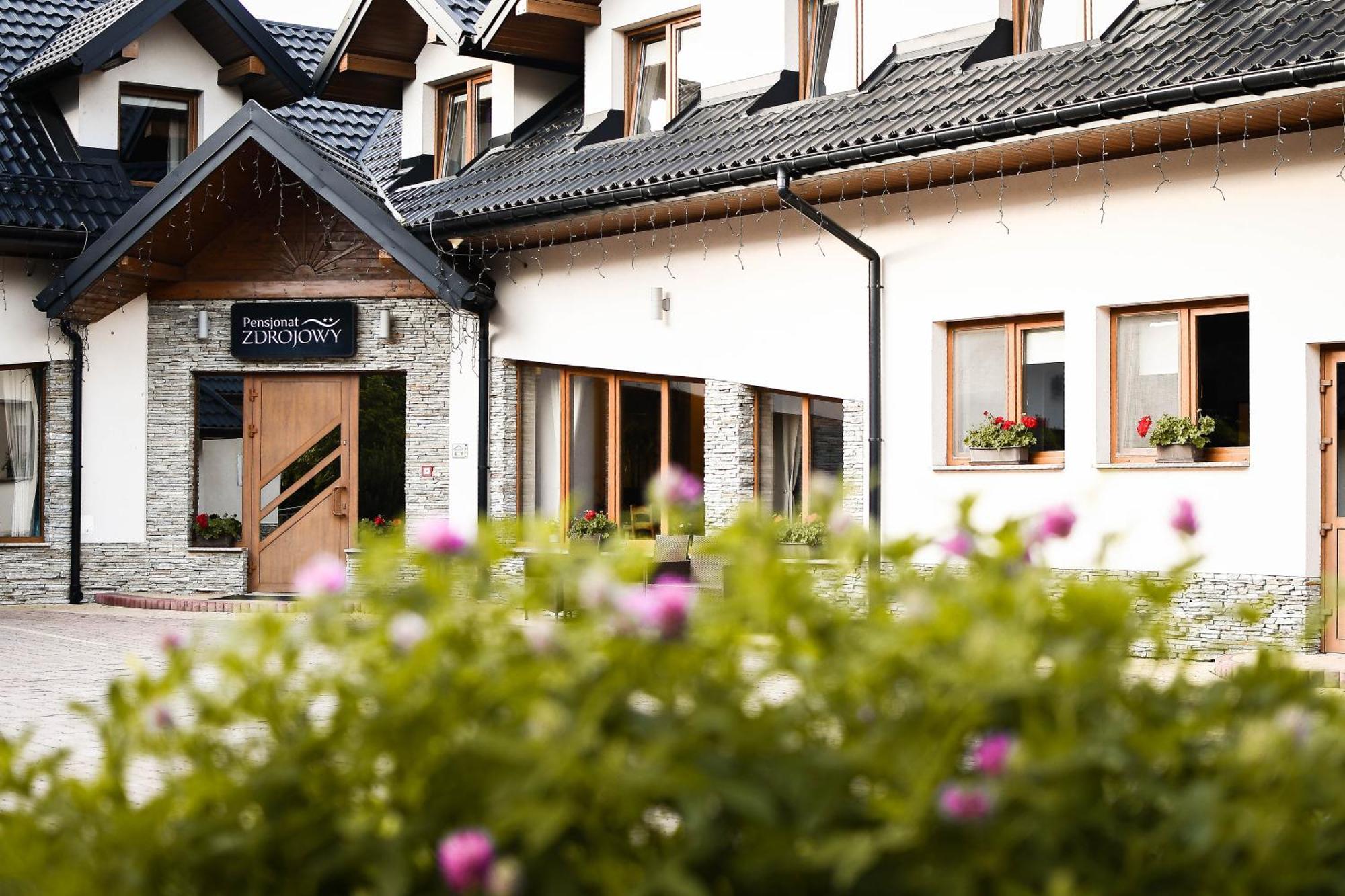 Pensjonat Zdrojowy Apartamenty 라프카 외부 사진